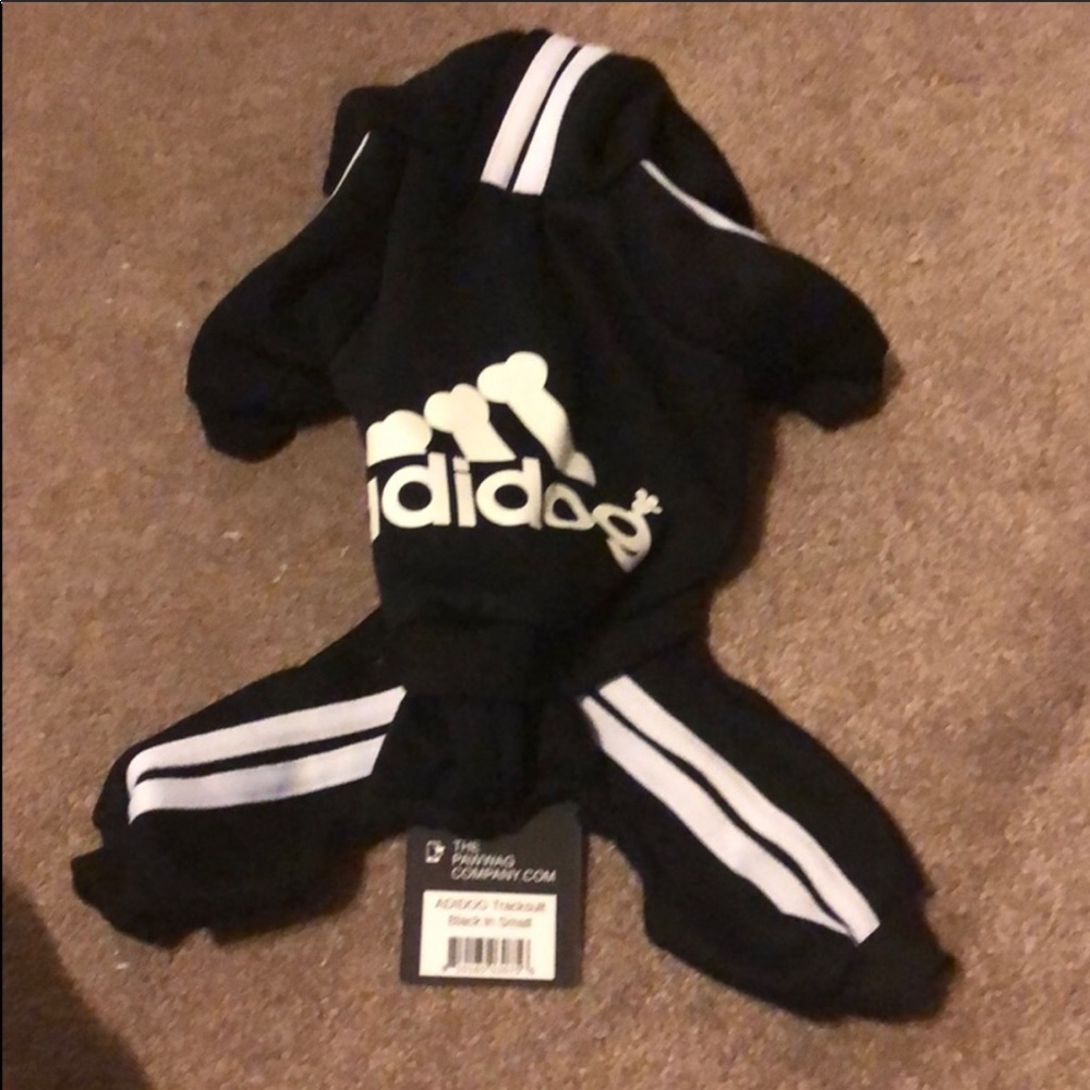 Adidog sweater brand new